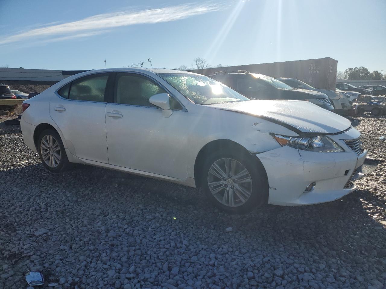 2015 Lexus ES - Image 4