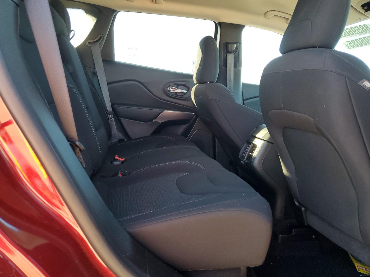 2021 Jeep Grand Cherokee - Image 12