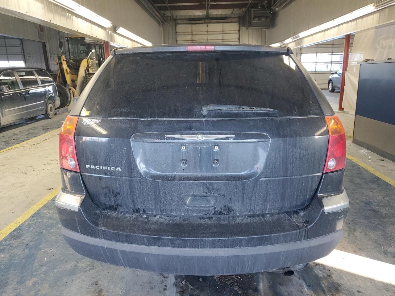 2004 Chrysler Pacifica - Image 6