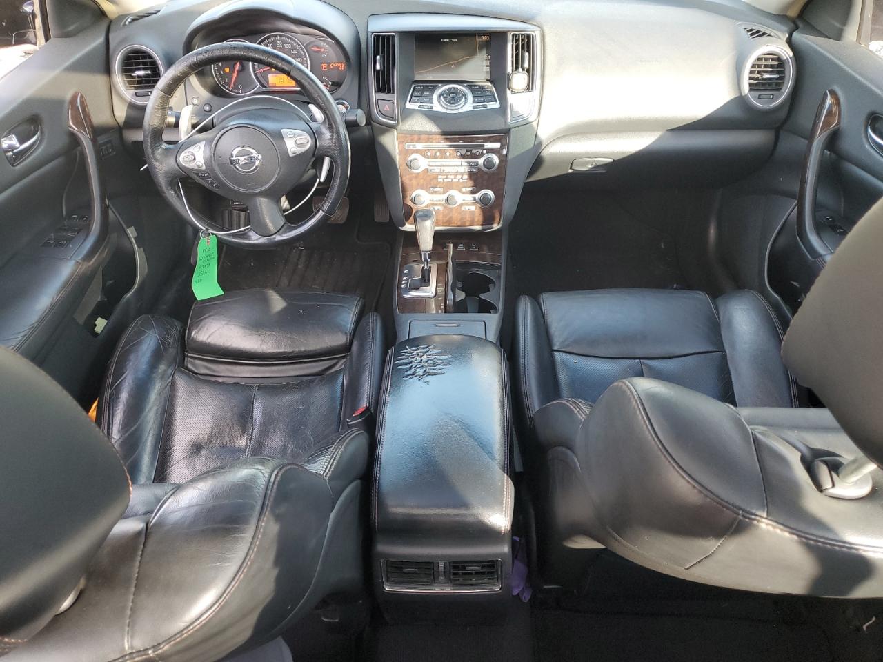 2010 Nissan Maxima - Image 8