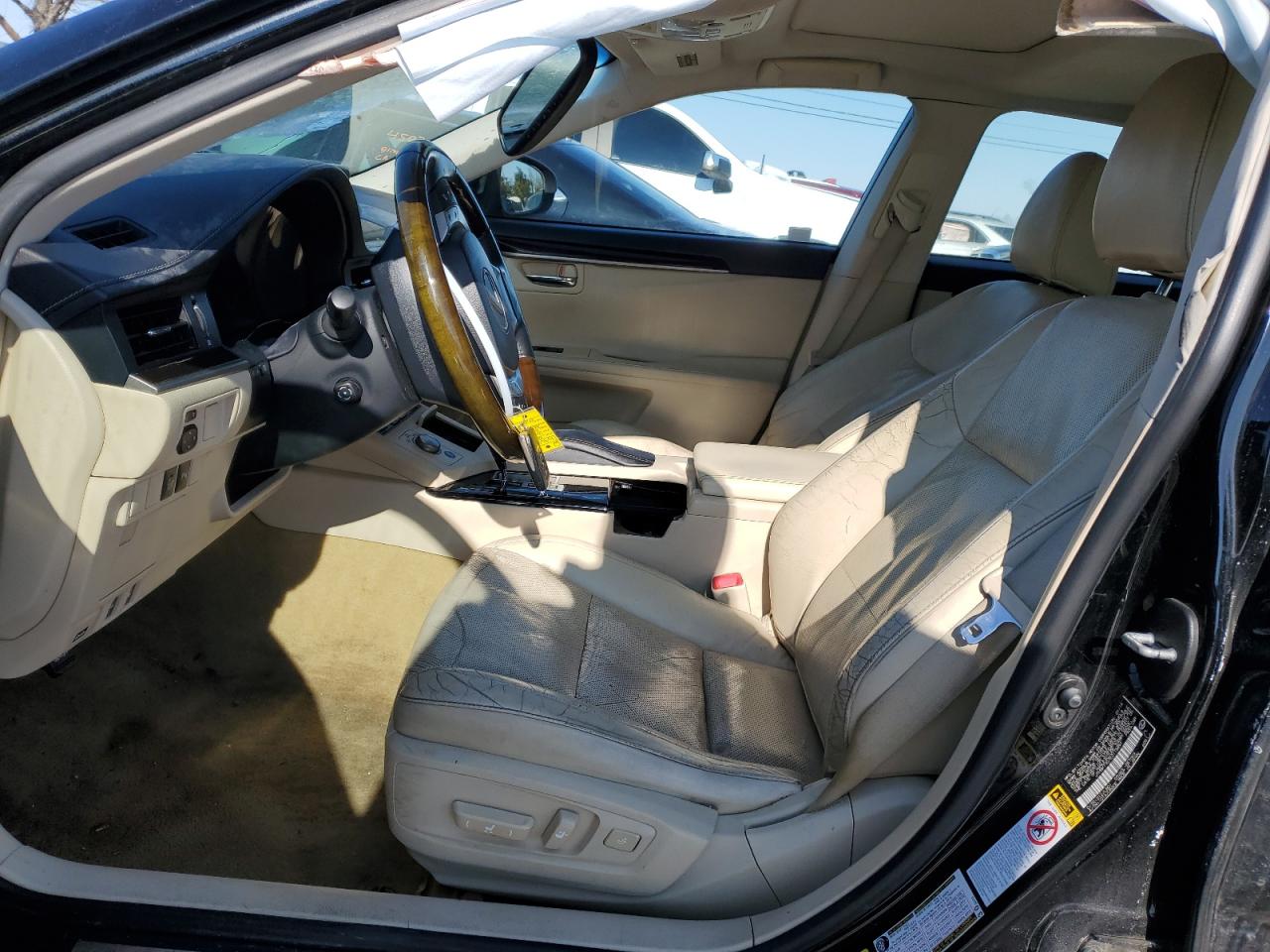 2014 Lexus ES - Image 7