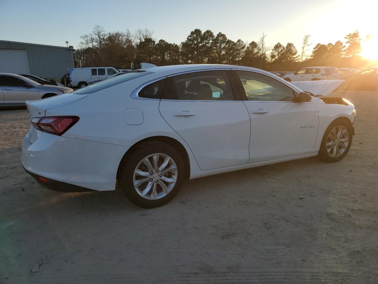 2021 Chevrolet Malibu - Image 3