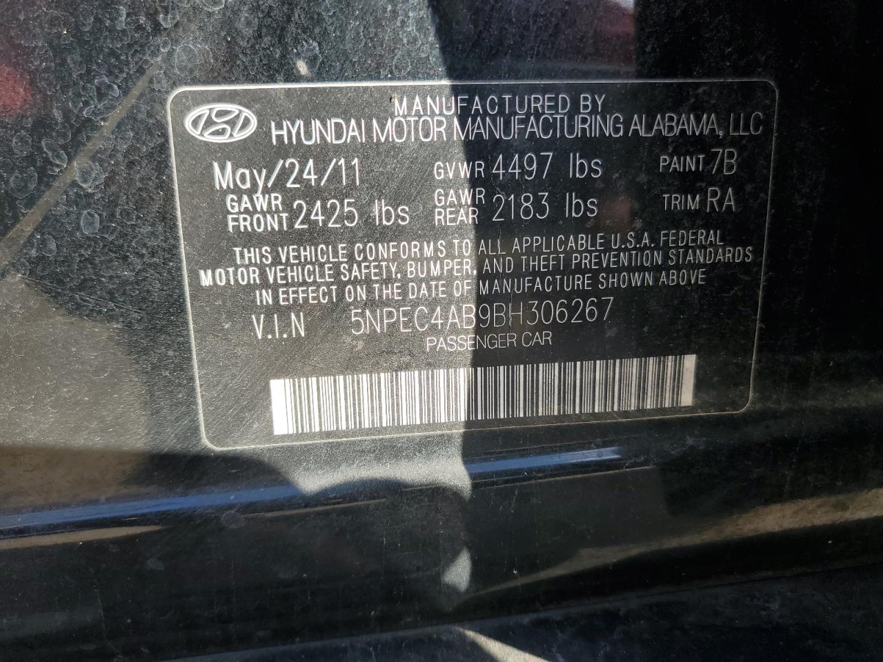 2011 Hyundai Sonata - Image 12