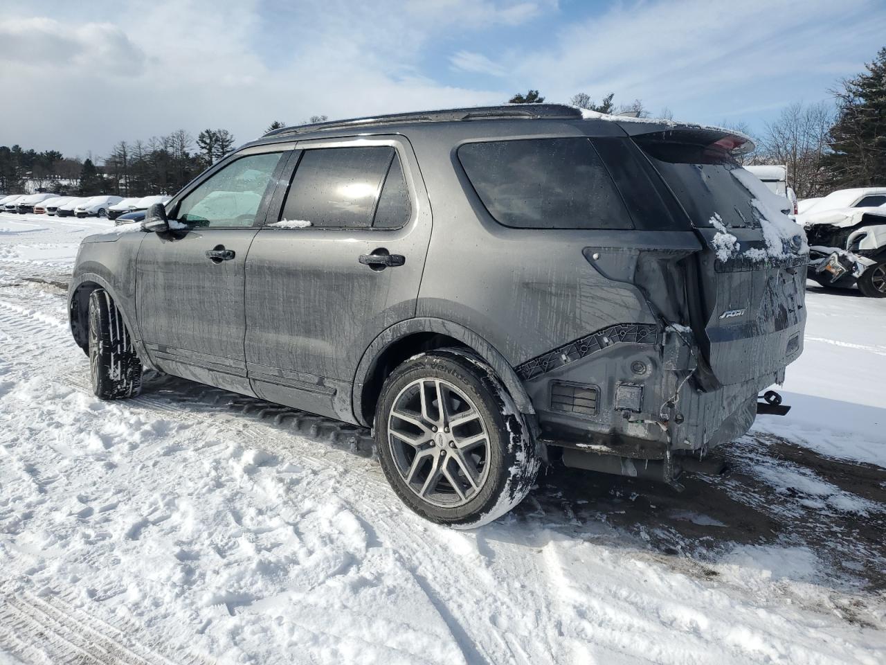 2017 Ford Explorer - Image 2