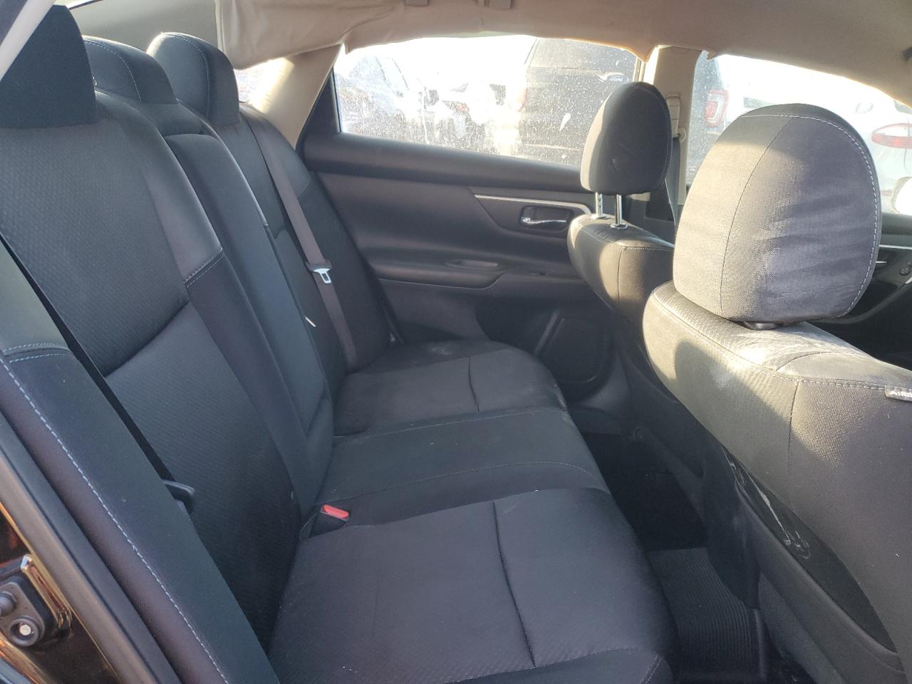 2017 Nissan Altima - Image 11