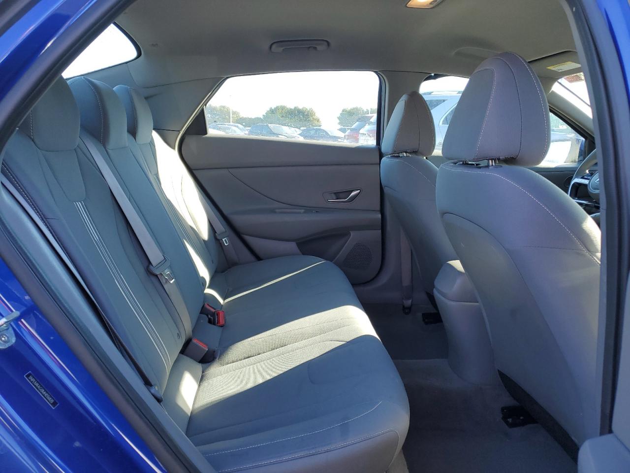 2021 Hyundai Elantra - Image 10