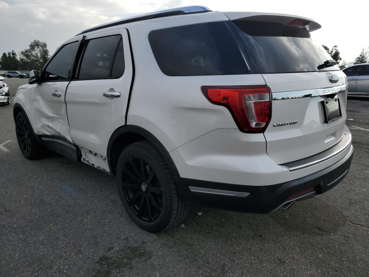2018 Ford Explorer - Image 2