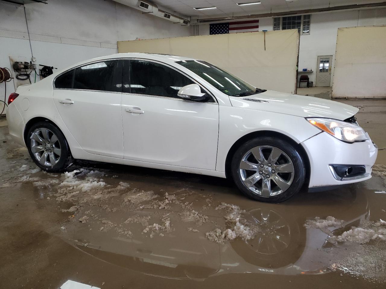 2015 Buick Regal - Image 4