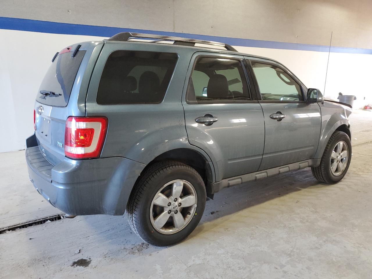 2011 Ford Escape - Image 3