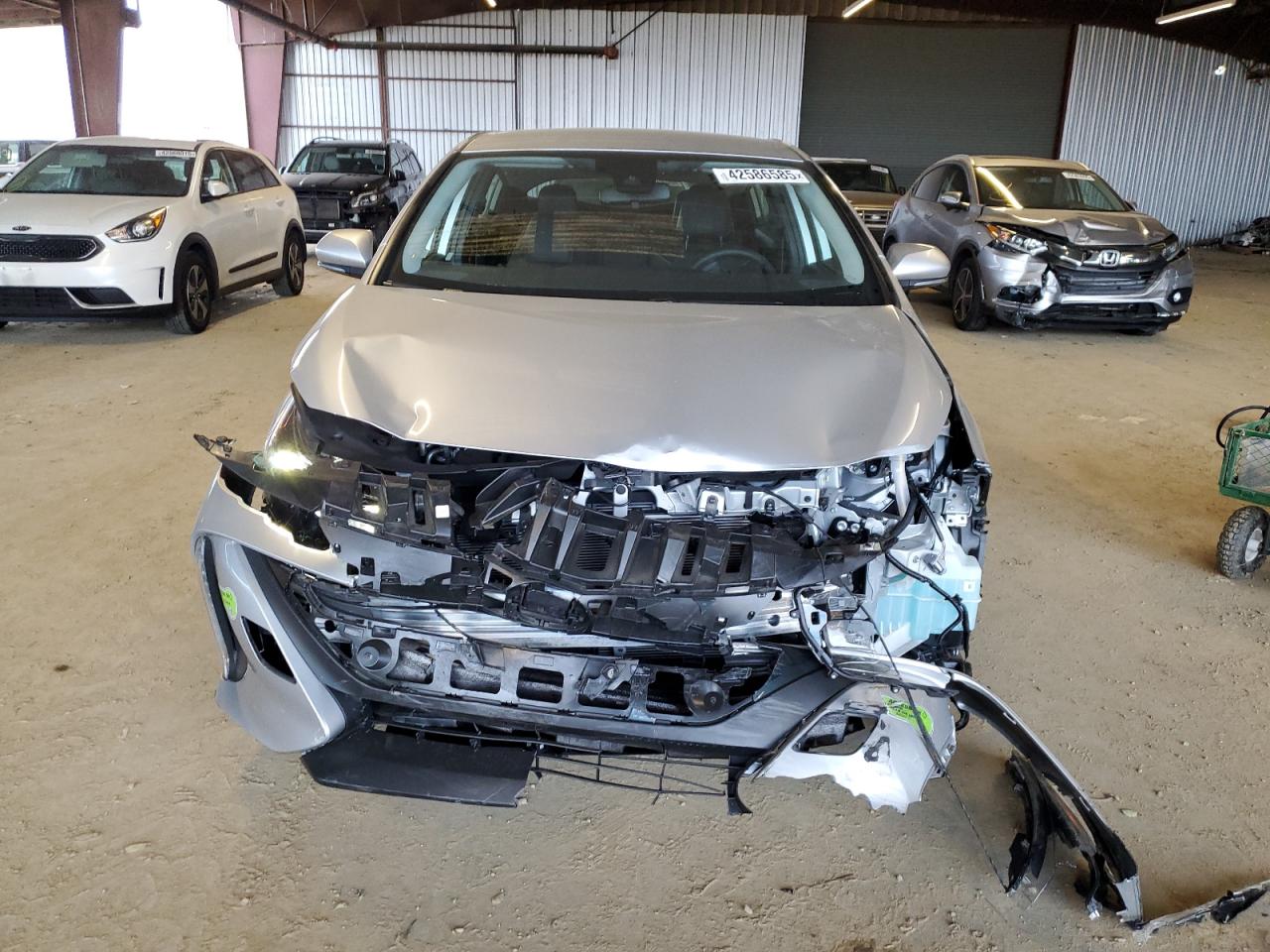 2022 Toyota Prius - Image 5