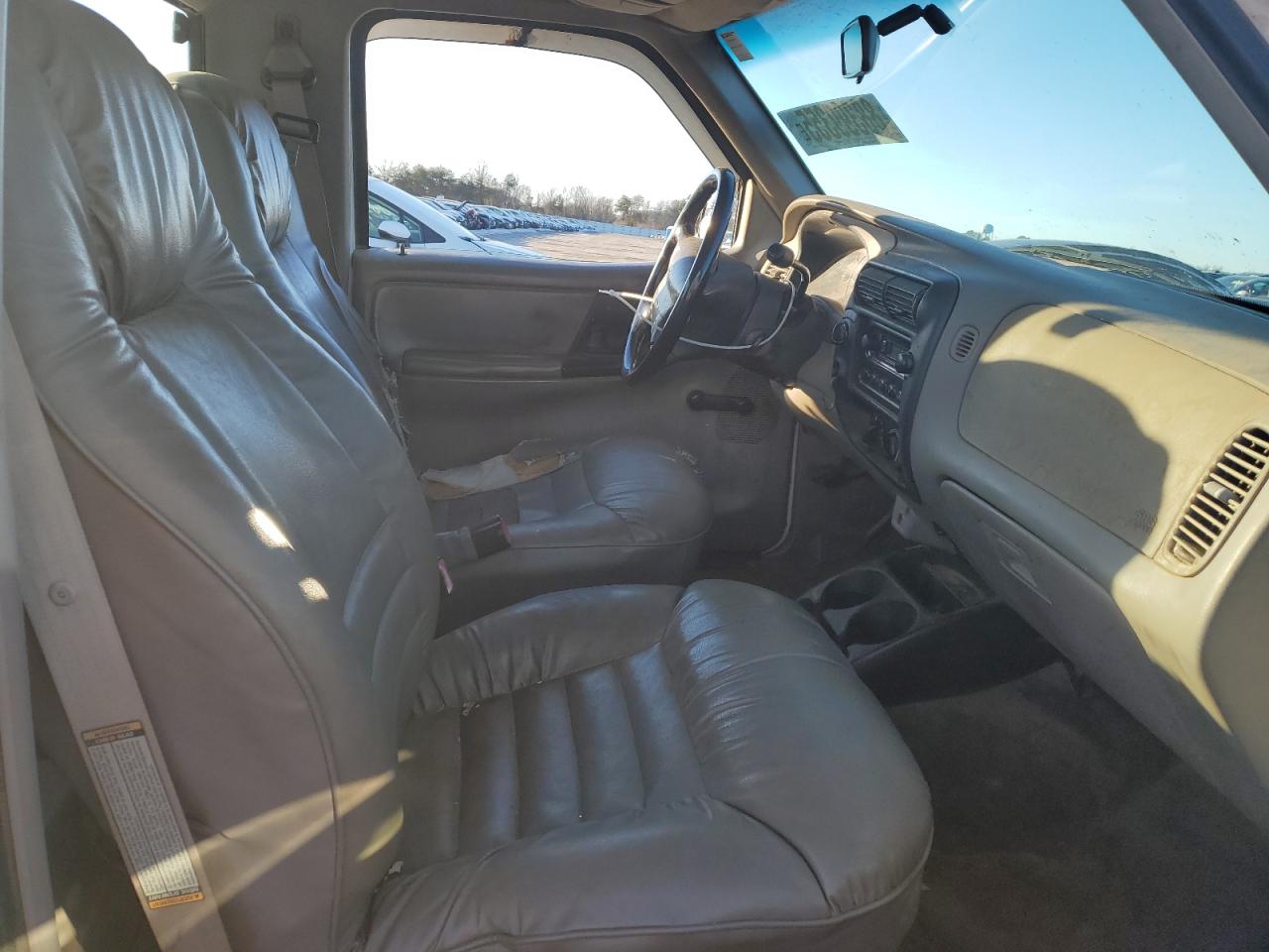 1999 Ford Ranger - Image 10