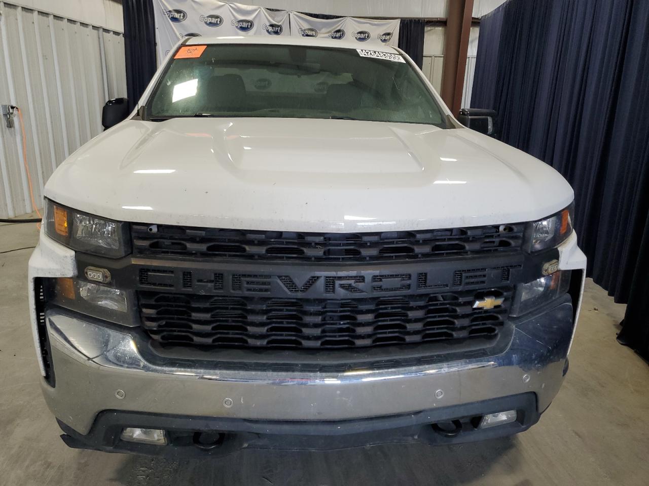 2021 Chevrolet Silverado - Image 5