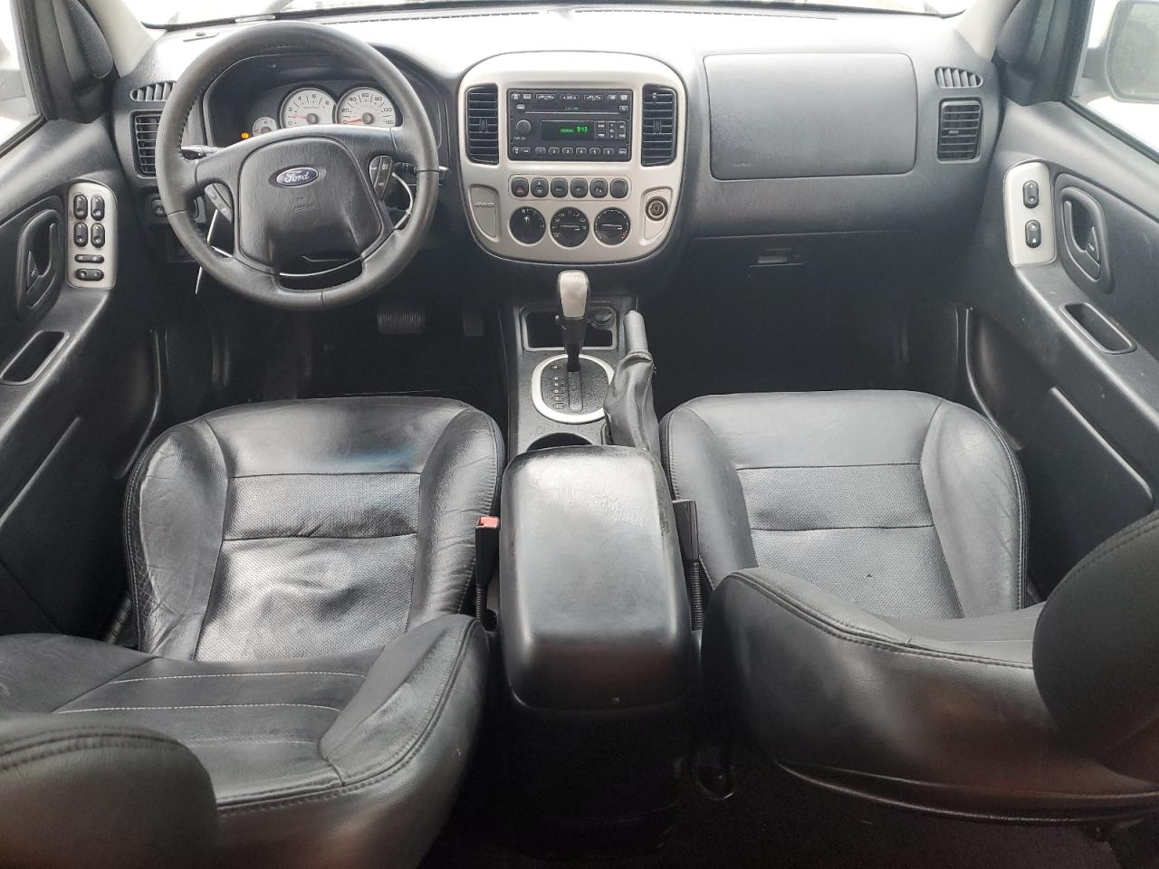 2006 Ford Escape - Image 8