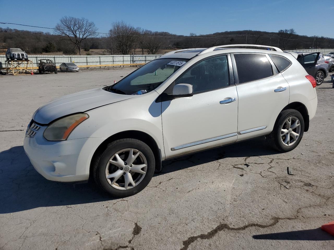 2011 Nissan Rogue - Image 1