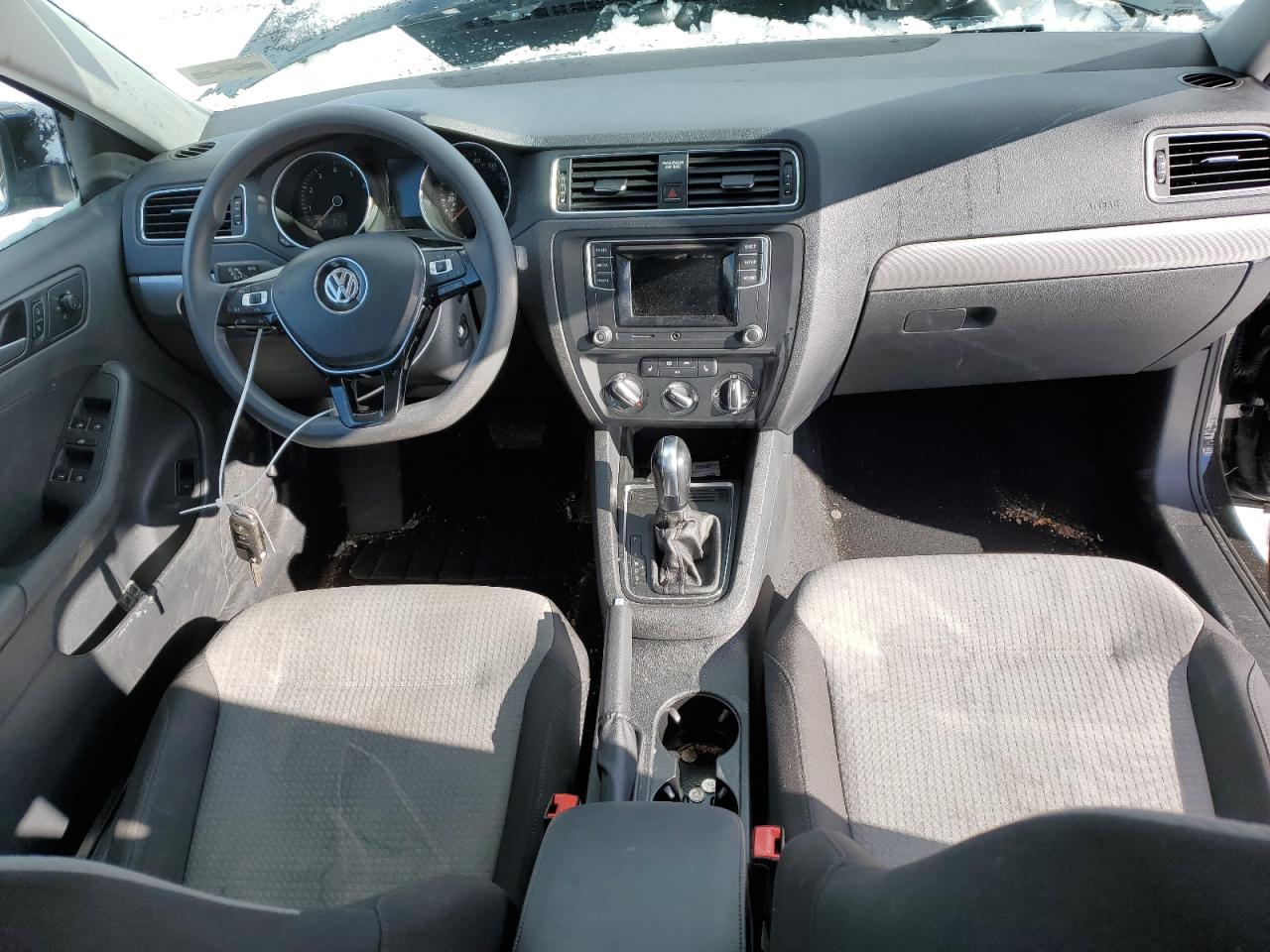 2017 Volkswagen Jetta - Image 8
