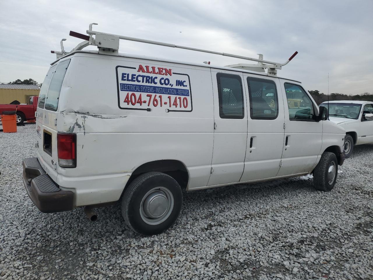 2001 Ford Econoline - Image 3