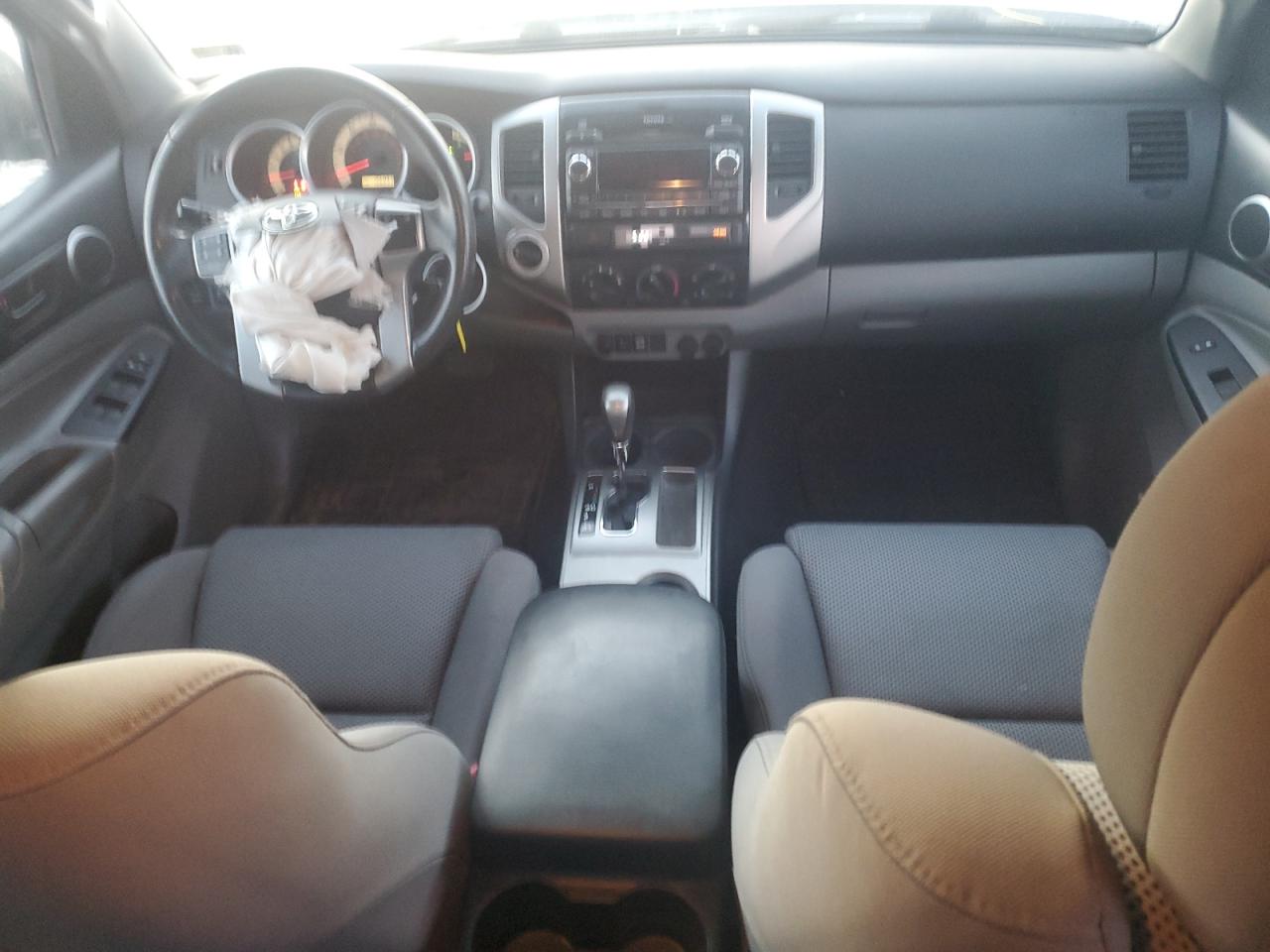 2012 Toyota Tacoma - Image 8