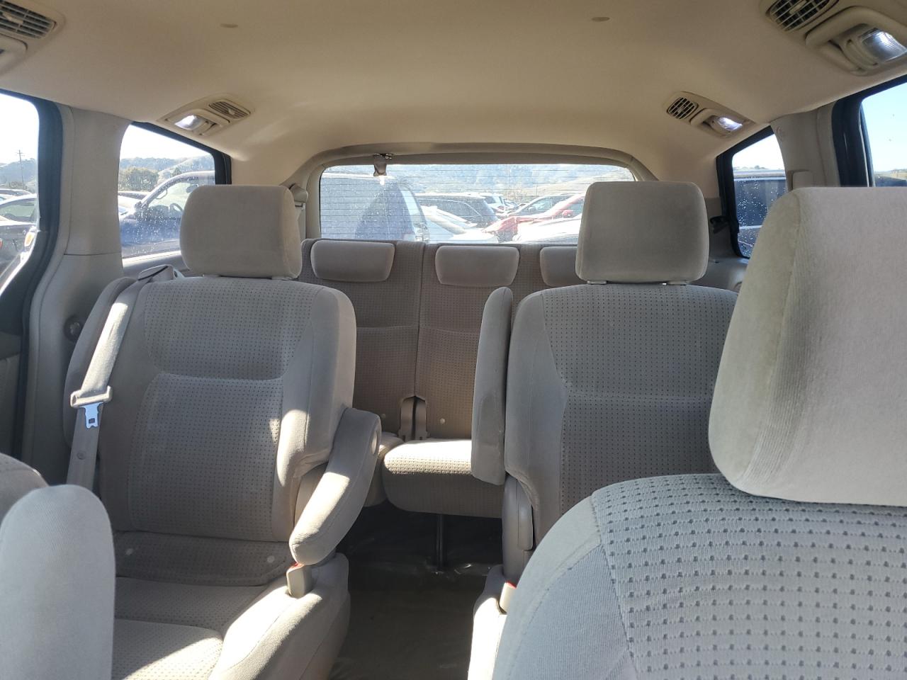 2006 Toyota Sienna - Image 10