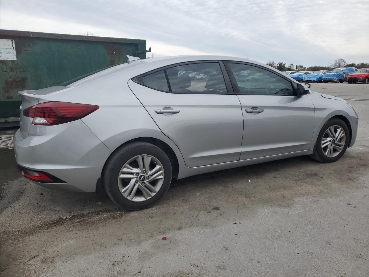 2020 Hyundai Elantra - Image 3