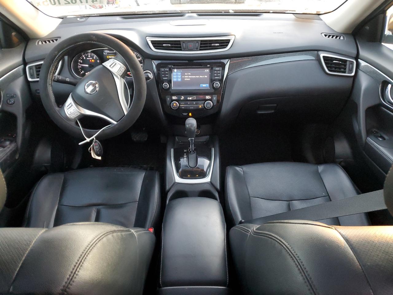 2016 Nissan Rogue - Image 8