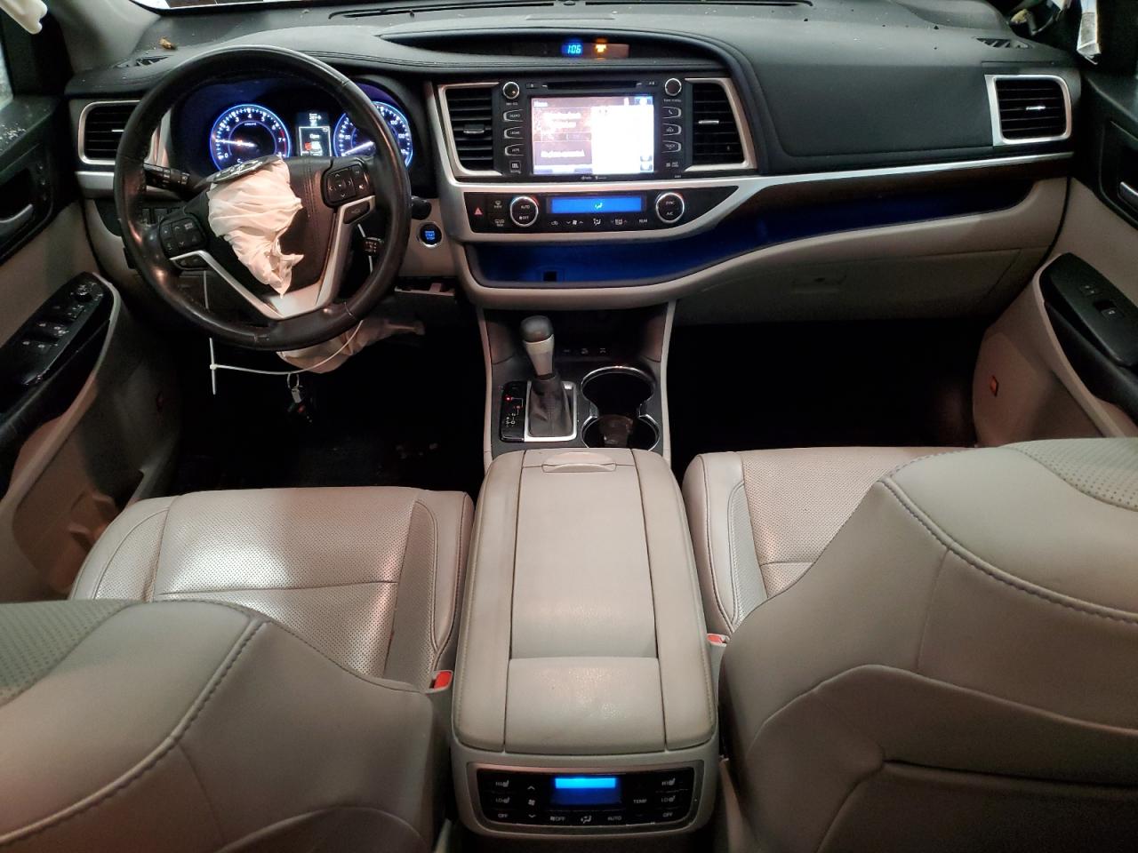 2015 Toyota Highlander - Image 8