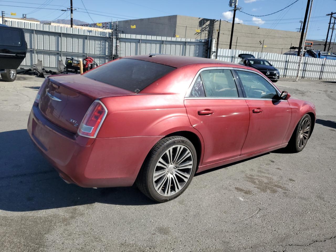 VIN 2C3CCABG1DH565867 2013 CHRYSLER 300 no.3