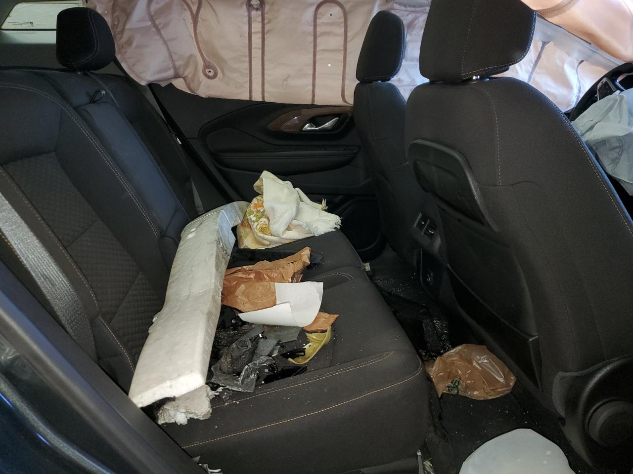 2021 GMC Terrain - Image 11
