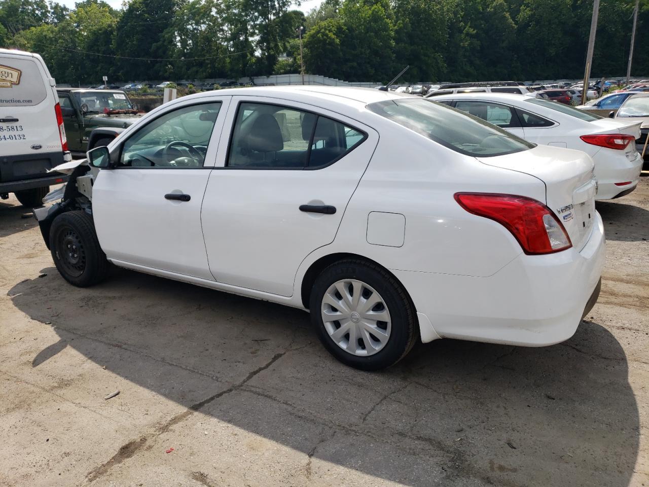 VIN 3N1CN7AP3JL865247 2018 NISSAN VERSA no.2