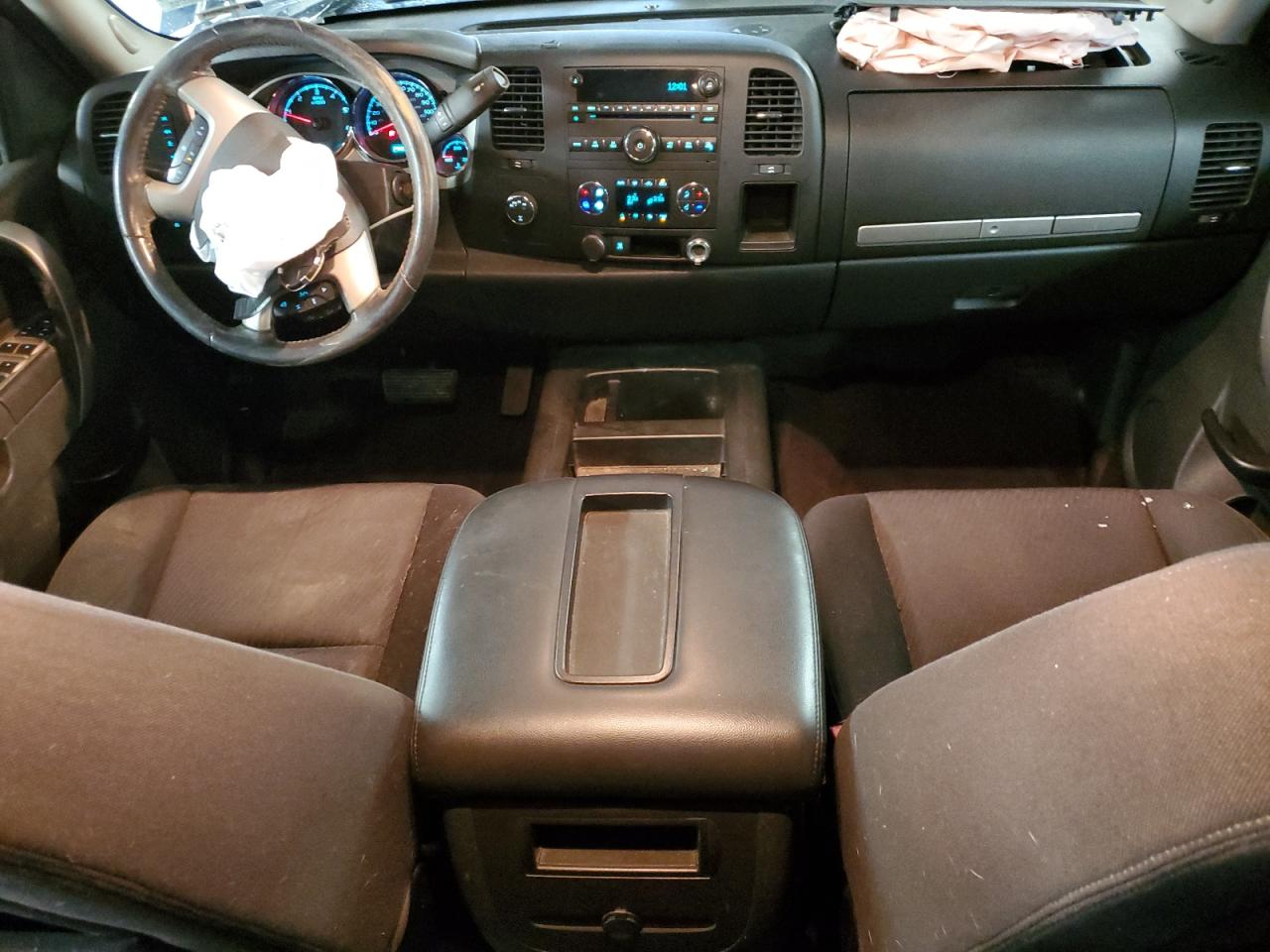 2010 GMC Sierra - Image 8