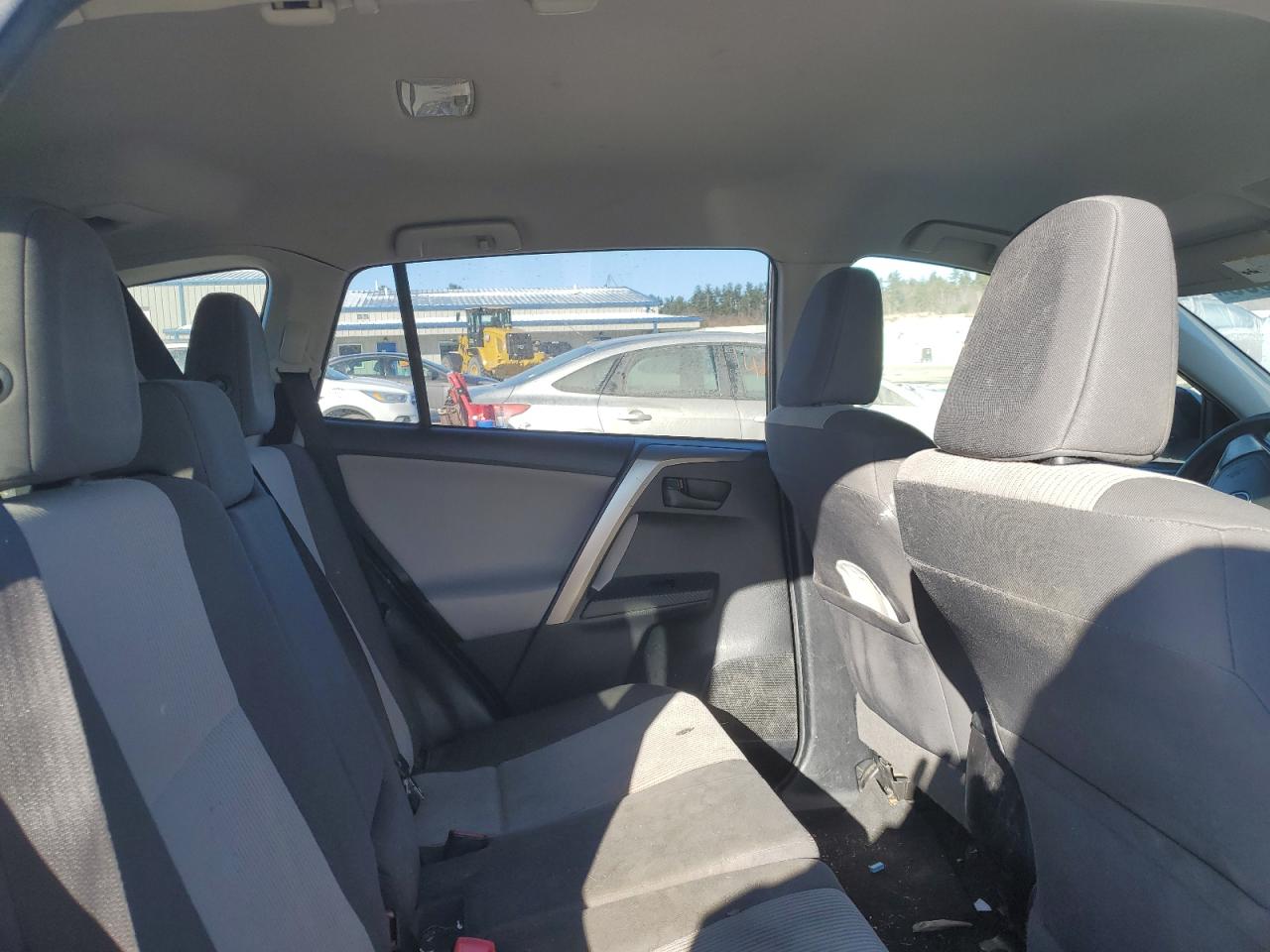 2014 Toyota RAV 4 - Image 11