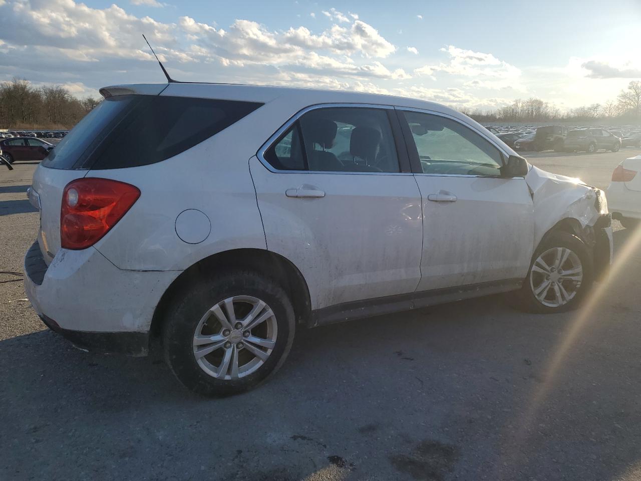 2012 Chevrolet Equinox - Image 3