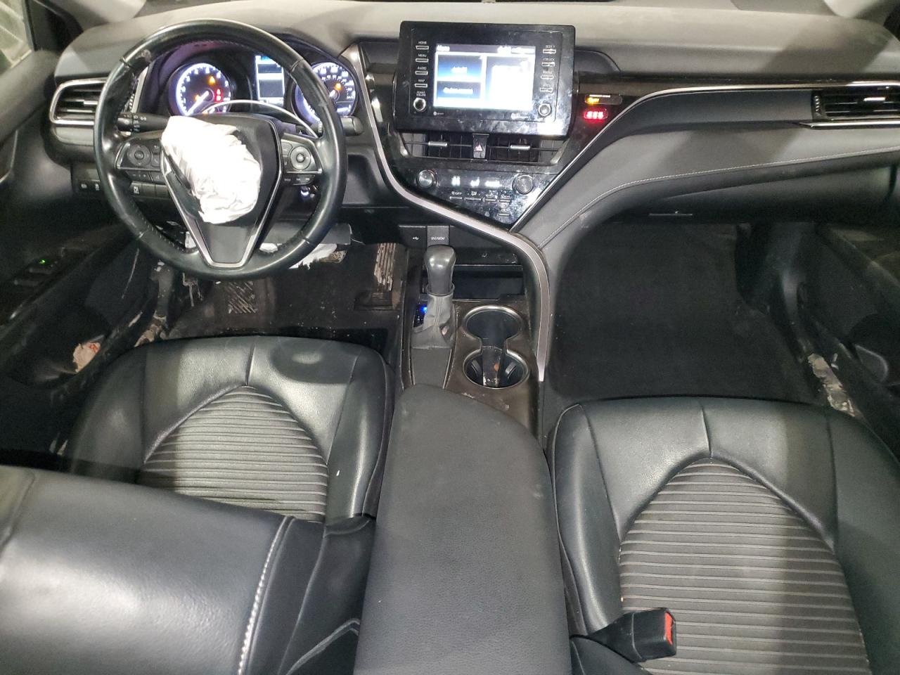 2021 Toyota Camry - Image 8