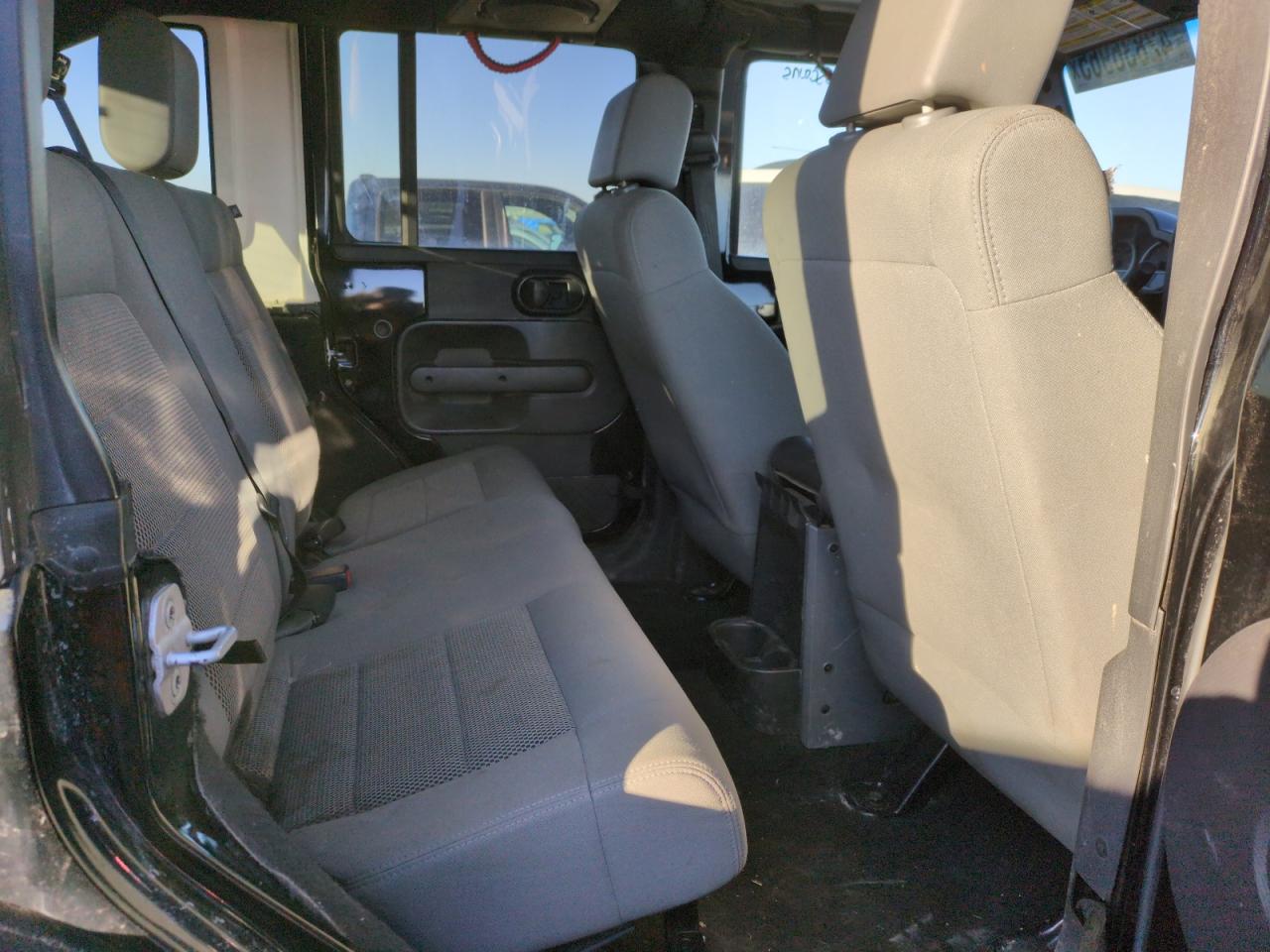2008 Jeep Wrangler - Image 10