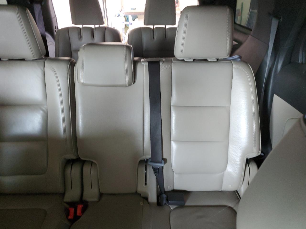 2013 Ford Explorer - Image 10