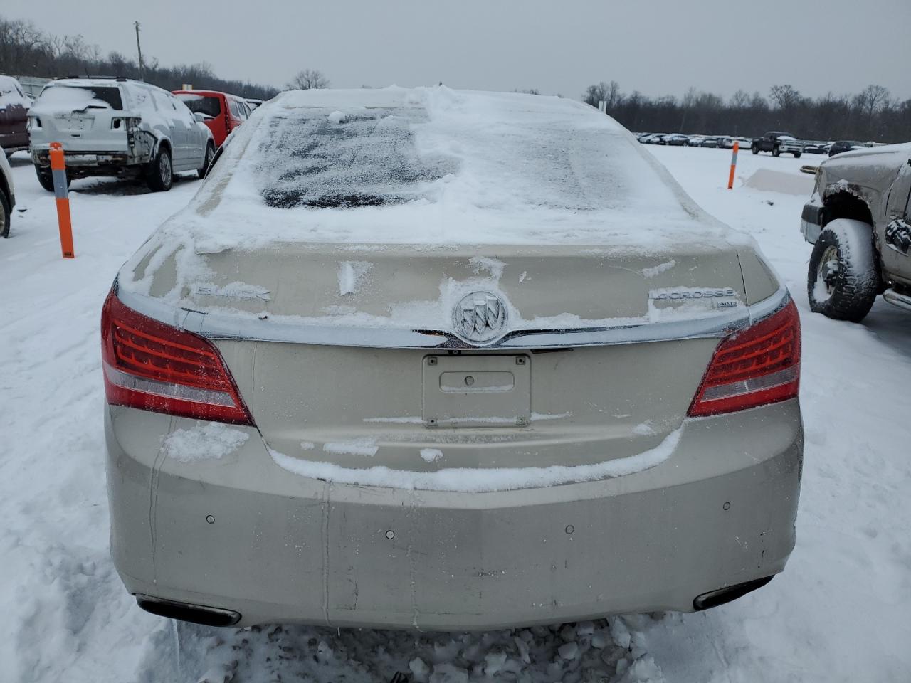 VIN 1G4GC5G37EF203356 2014 BUICK LACROSSE no.6