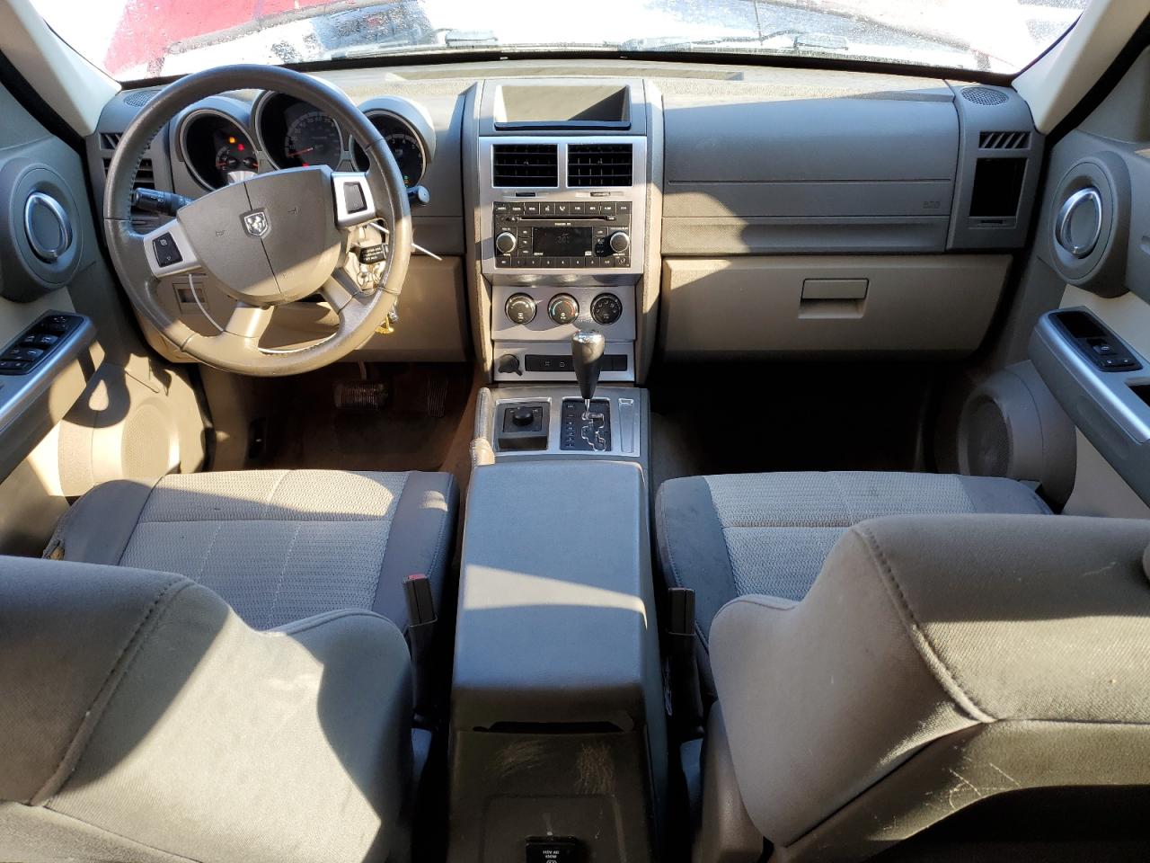 2007 Dodge Nitro - Image 8