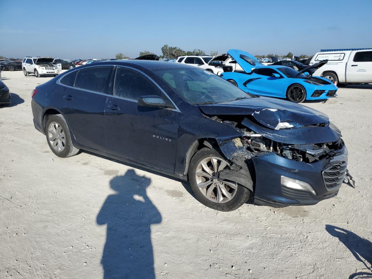 2021 Chevrolet Malibu - Image 4