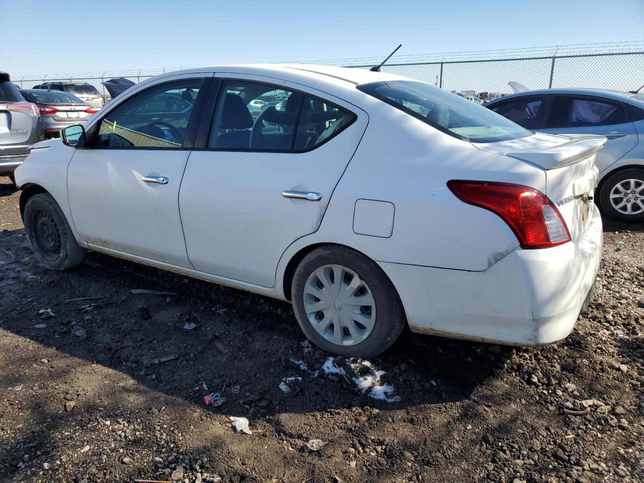 2019 Nissan Versa - Image 2