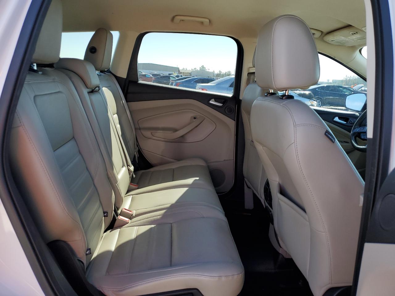 2017 Ford Escape - Image 11