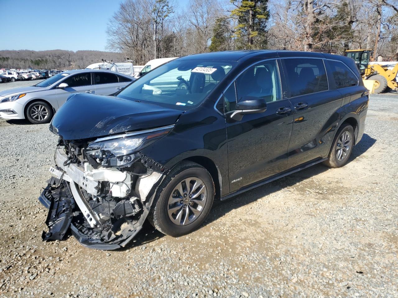 2021 Toyota Sienna - Image 1