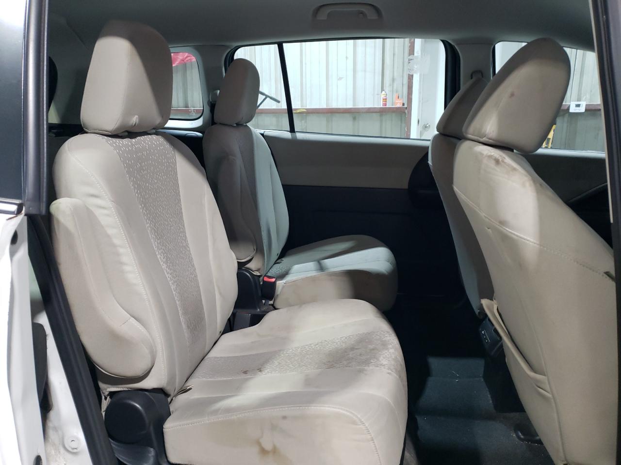 2012 Mazda 5 - Image 11