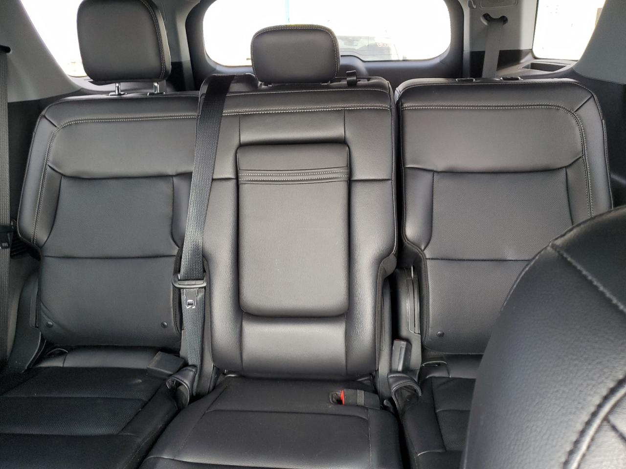 2023 Ford Explorer - Image 10