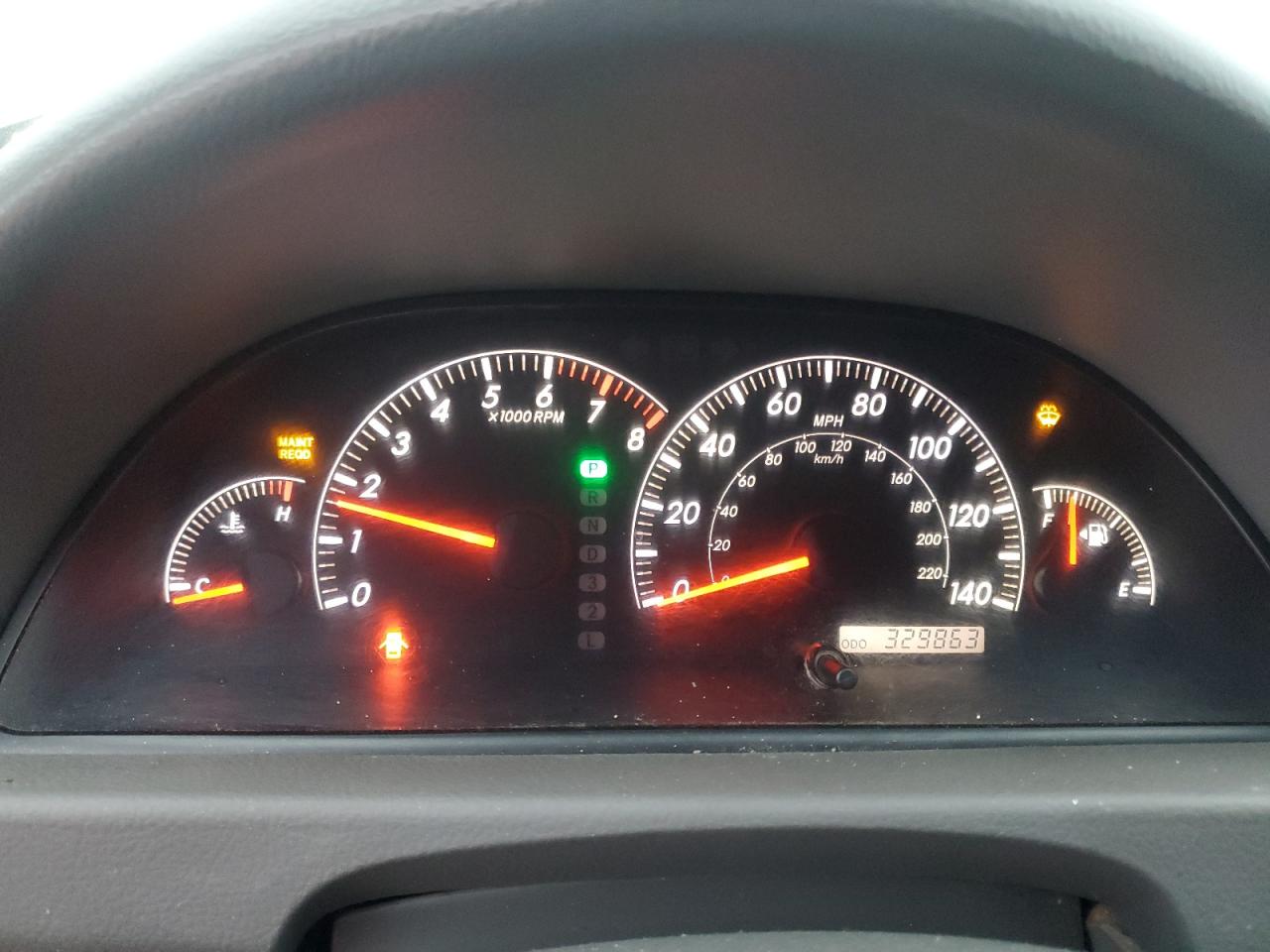 2005 Toyota Camry - Image 9