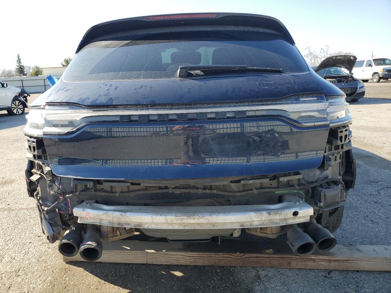 2021 Porsche Macan - Image 6