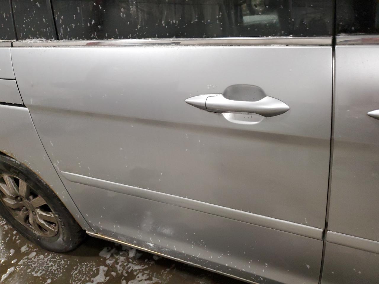 2010 Honda Odyssey - Image 11