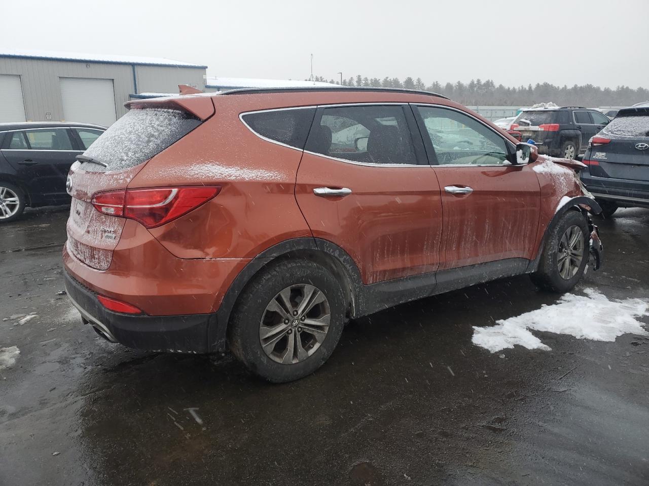 2013 Hyundai Santa Fe - Image 3