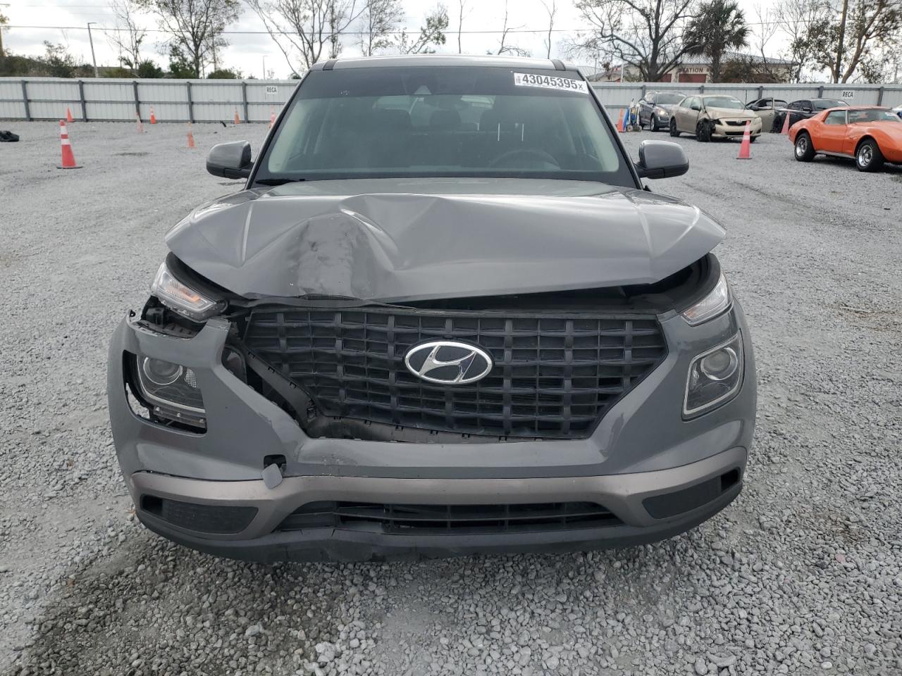 2021 Hyundai Venue - Image 5