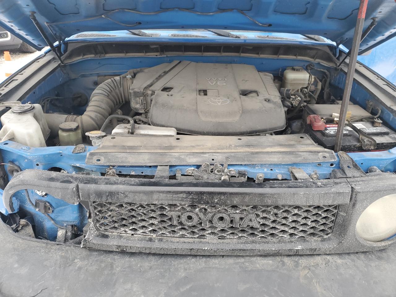 2008 Toyota FJ Cruiser - Image 12