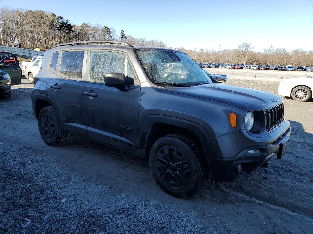 2021 Jeep Renegade - Image 4