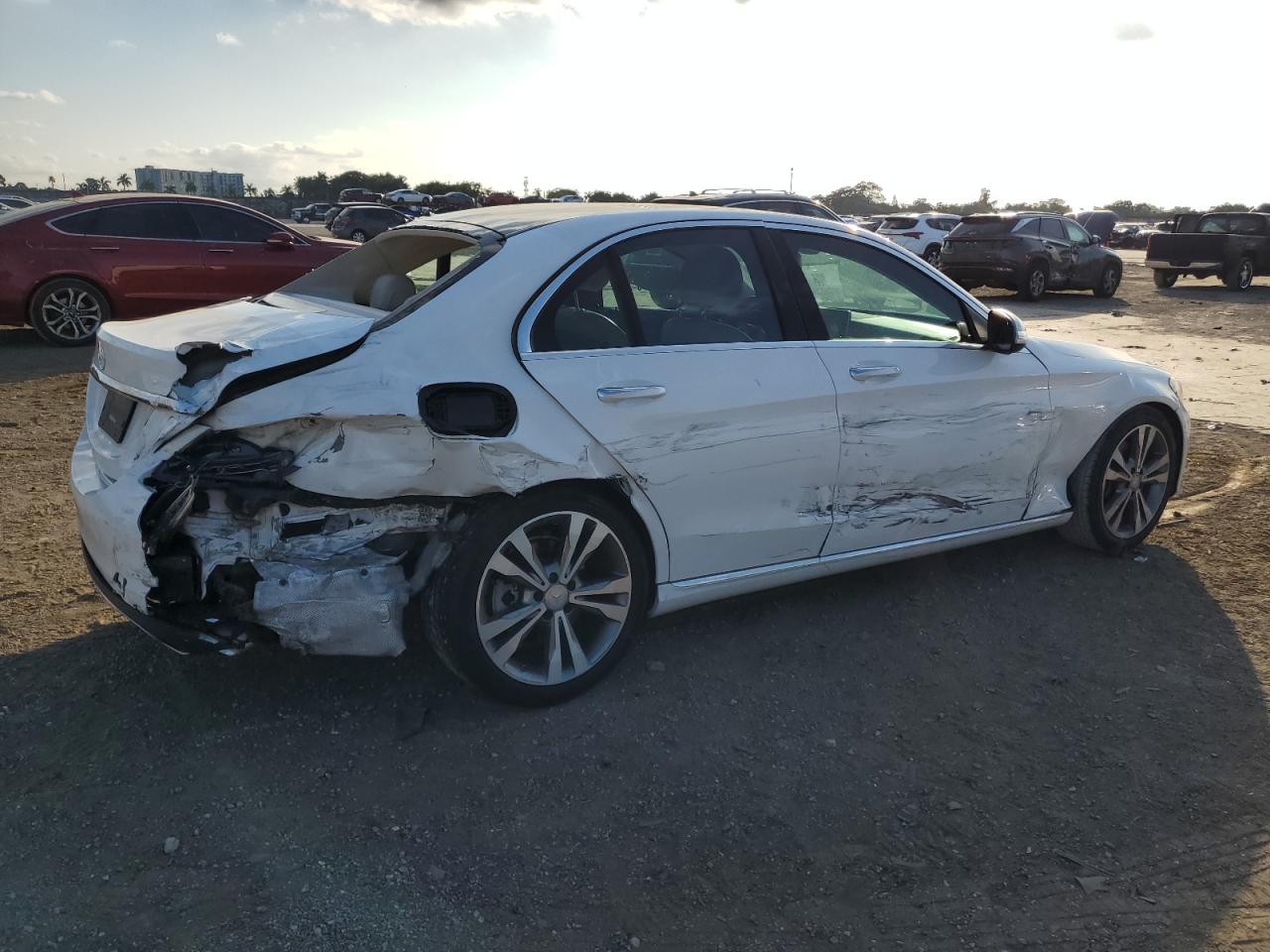 2015 Mercedes-Benz C-klasse - Image 3